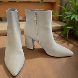Circus by Sam Edelman | Ankle Boots Size 9 Cream